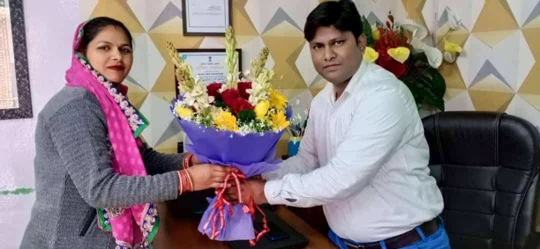 Workers join SESCTA and work